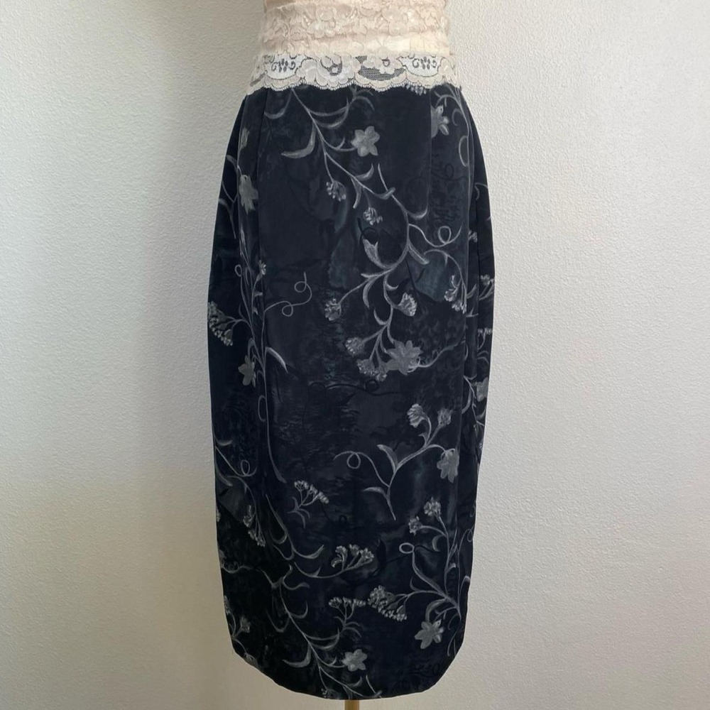 Vintage Laura Scott Petite Floral Black Midi Skirt Whimsy Fairy Goth